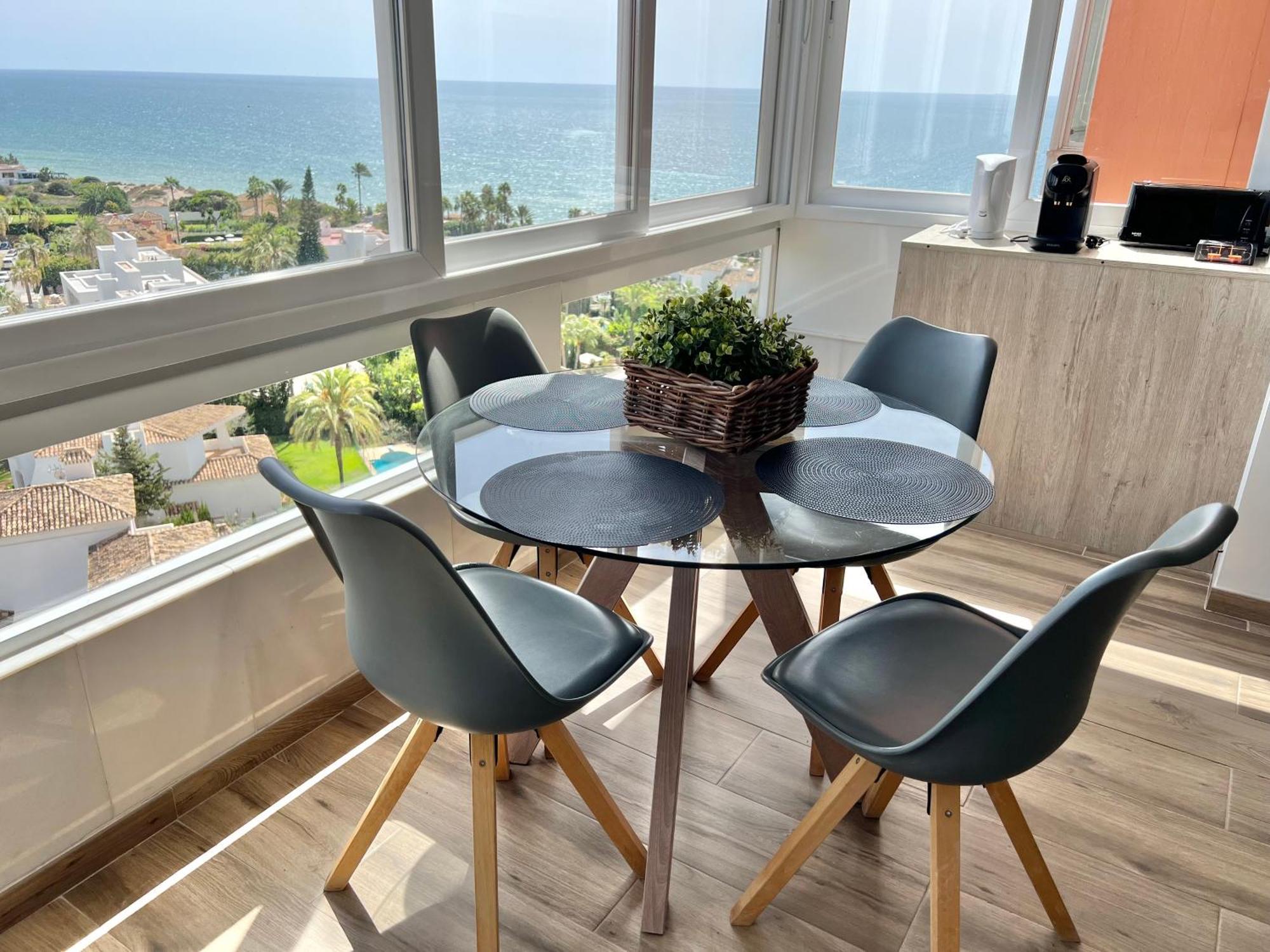 Marbella Beachfront - Beachside Apartment With Stunning Sea Views Exteriér fotografie